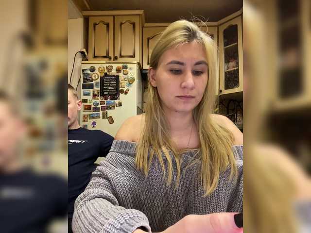 -Breid-1's BongaCams show and profile