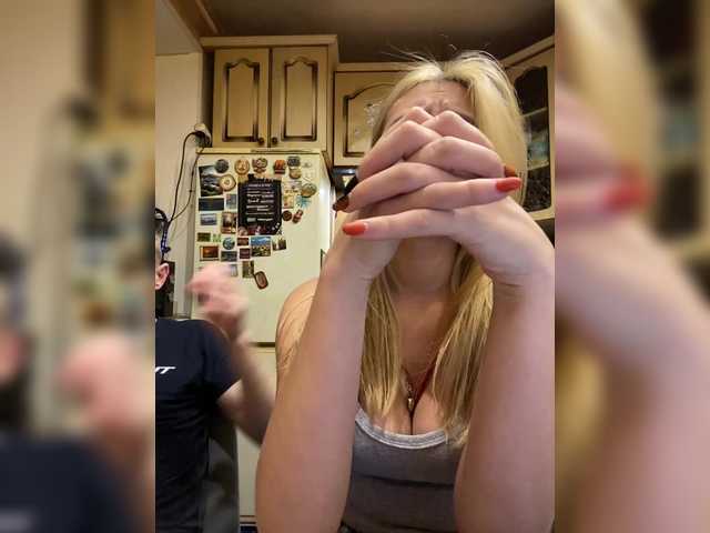 -Breid-1 Live Webcam on BongaCams