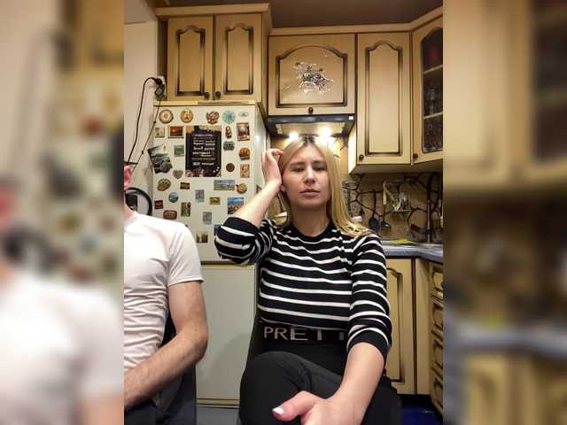 -Breid-1's BongaCams show and profile