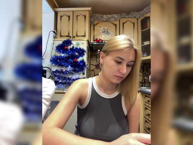 -Breid-1's BongaCams show and profile