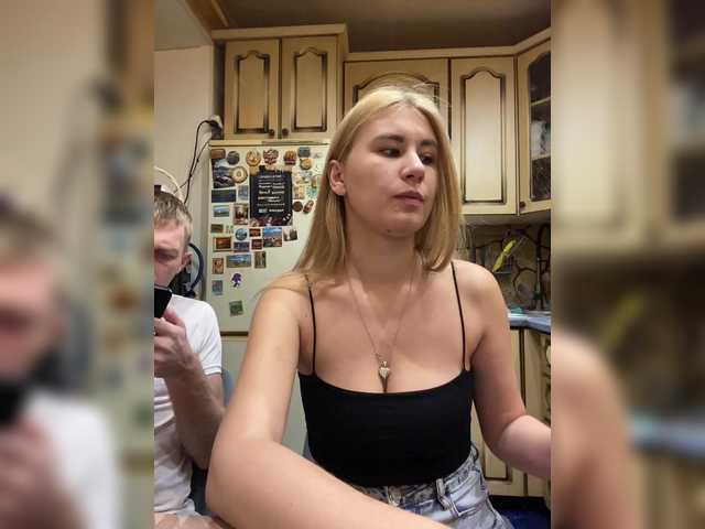 -Breid-1 Live Webcam on BongaCams