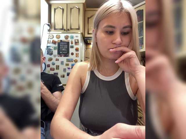 -Breid-1's BongaCams show and profile