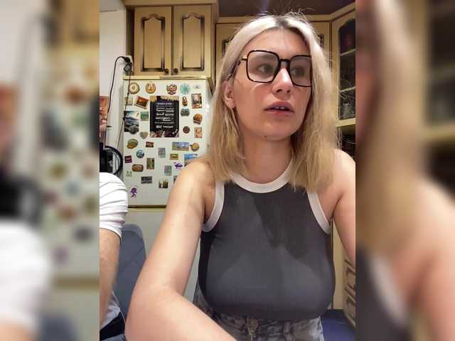 -Breid-1's BongaCams profile