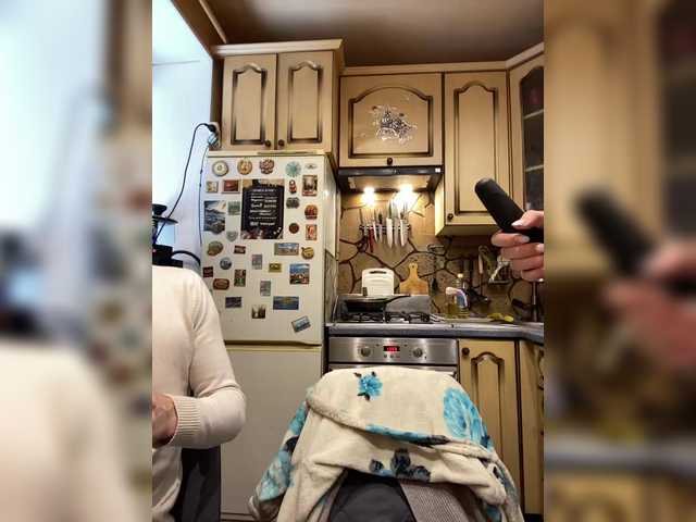 -Breid-1's BongaCams show and profile