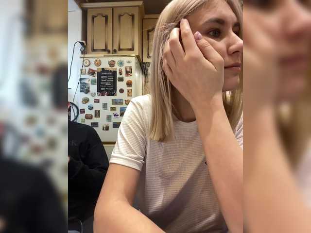 -Breid-1's BongaCams show and profile