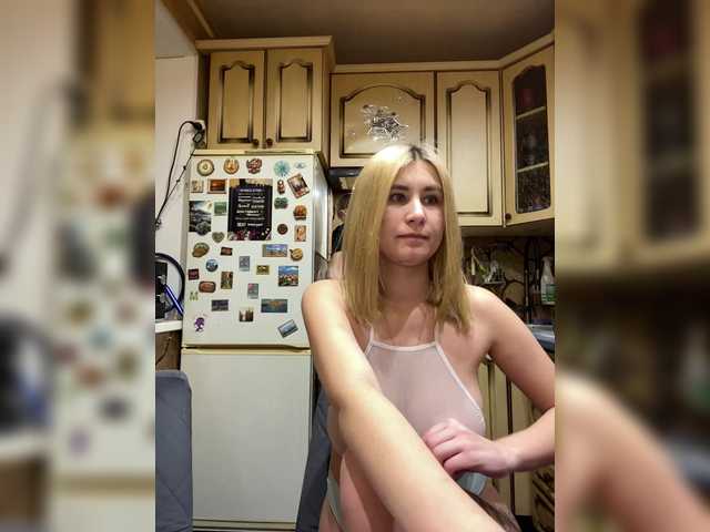 -Breid-1's BongaCams show and profile