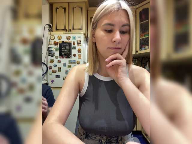 -Breid-1's BongaCams show and profile