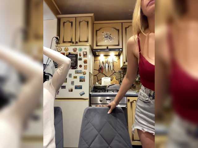 -Breid-1's BongaCams show and profile