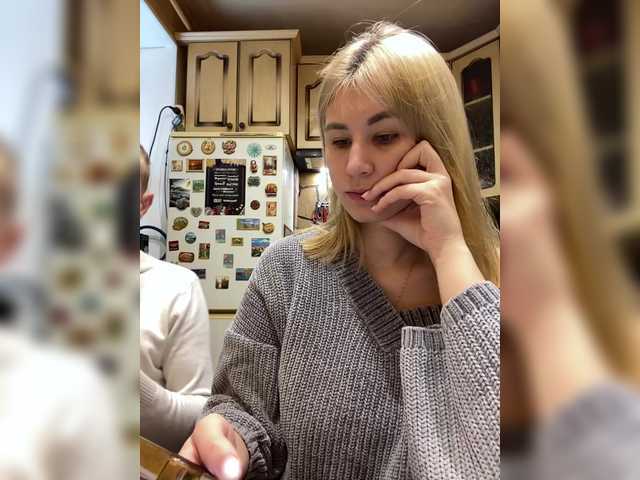 -Breid-1's BongaCams show and profile