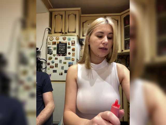 -Breid-1's BongaCams show and profile