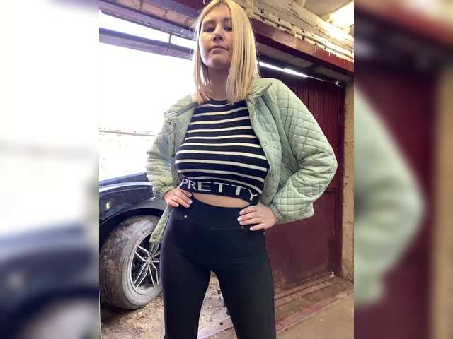 -Breid-1's BongaCams profile