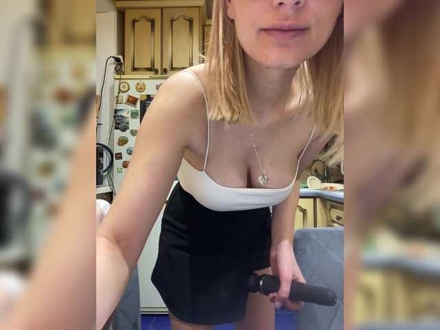 -Breid-1's BongaCams profile