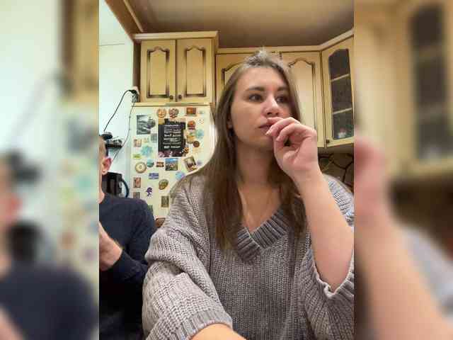 free live cam online -Breid-1