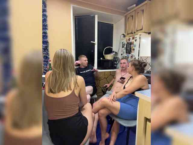 striptease cam -Breid-1