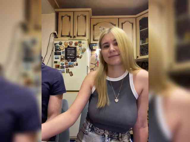 -Breid-1 Live Webcam on BongaCams