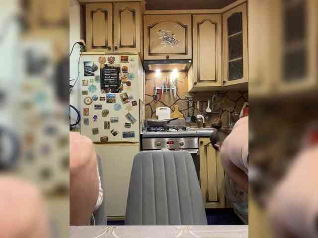 striptease cam -Breid-1
