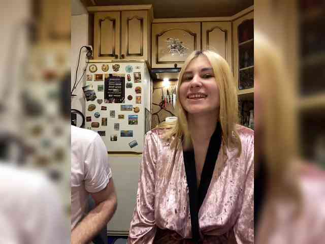 -Breid-1 Live Webcam on BongaCams