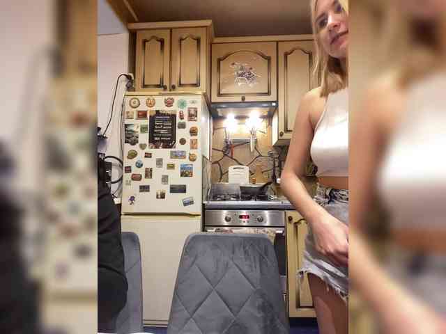 -Breid-1 Live Webcam on BongaCams