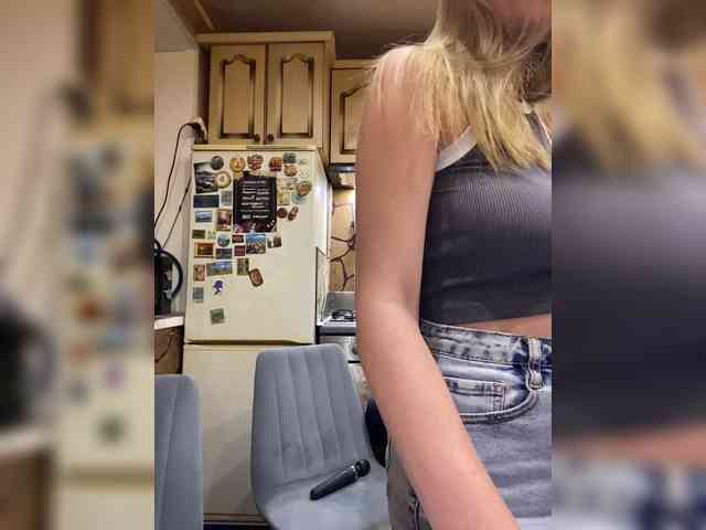 free live sex cam -Breid-1