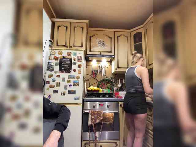 -Breid-1 Live Webcam on BongaCams