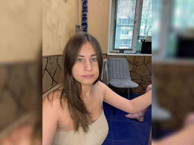 -Breid-1 Live Webcam on BongaCams