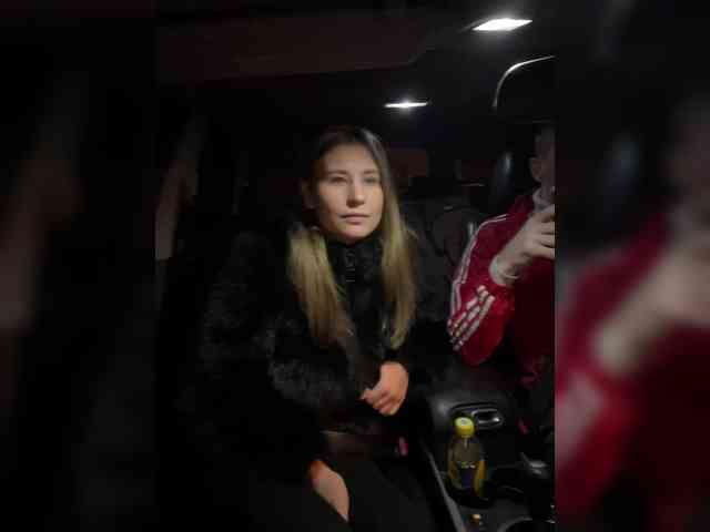 -Breid-1 Live Webcam on BongaCams