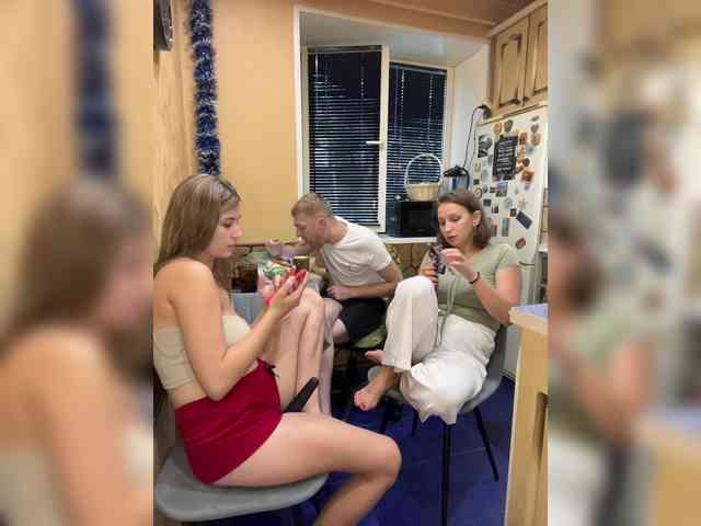 striptease cam -Breid-1