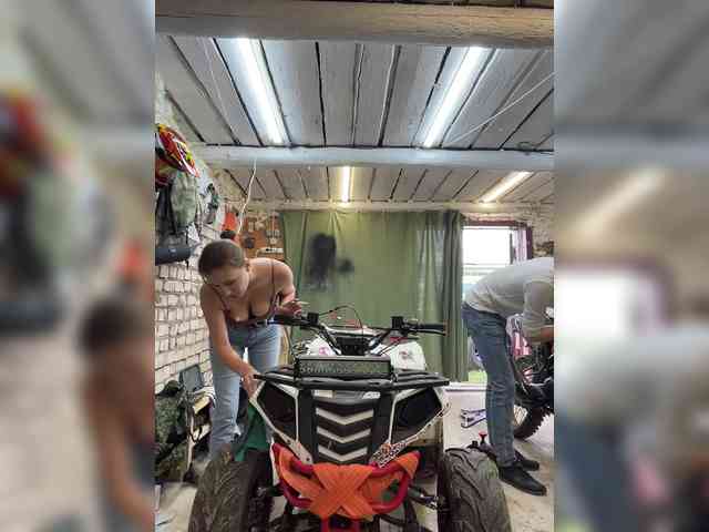 xxx video chat -Breid-1