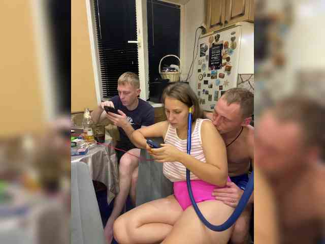 striptease cam -Breid-1