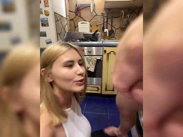 -Breid-1 Live Webcam on BongaCams