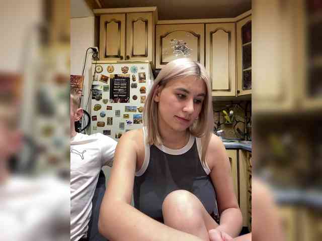 -Breid-1 Live Webcam on BongaCams