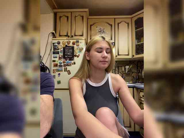 -Breid-1 Live Webcam on BongaCams