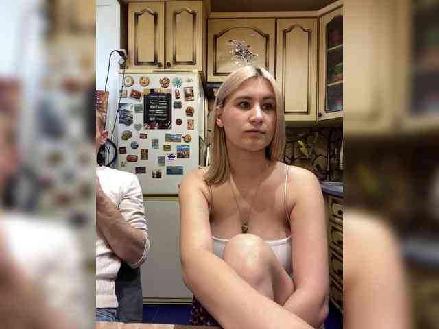 -Breid-1 Live Webcam on BongaCams