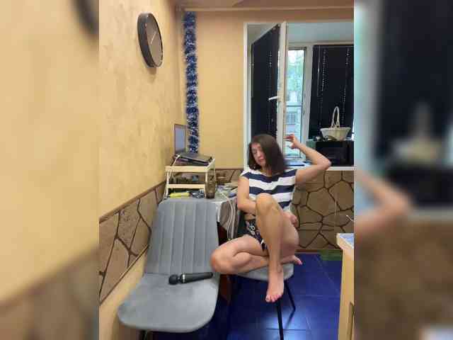 -Breid-1 Live Webcam on BongaCams