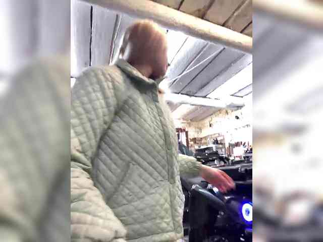 -Breid-1 Live Webcam on BongaCams