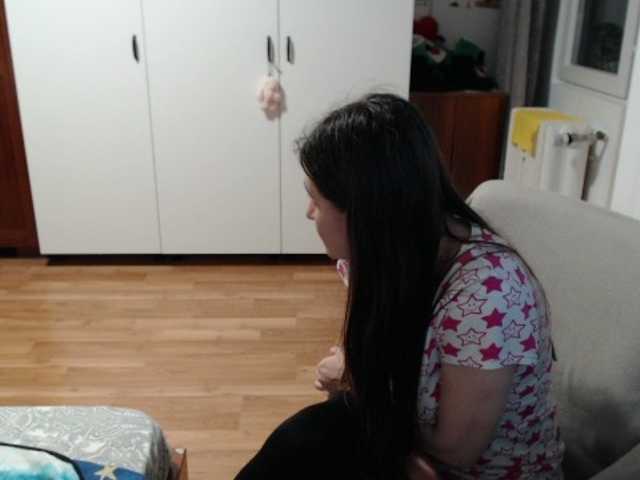 kristineexxx's BongaCams show and profile