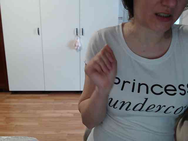 kristineexxx webcam