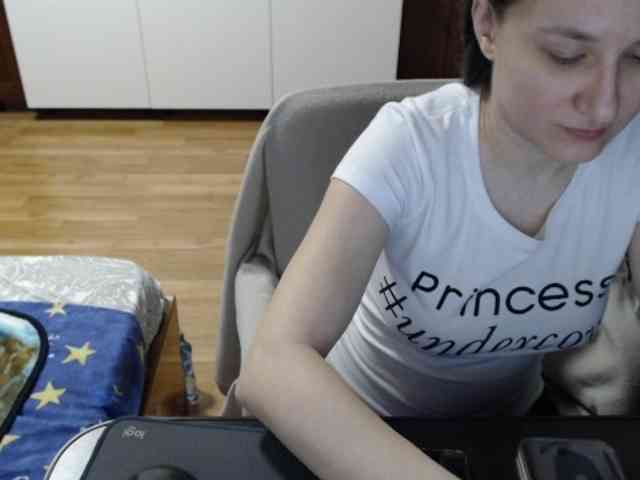 kristineexxx webcam