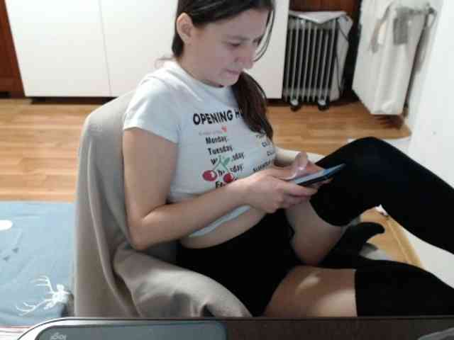 kristineexxx webcam