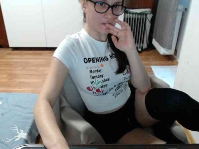 kristineexxx webcam