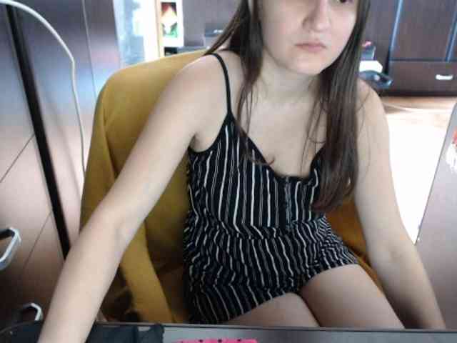 kristineexxx webcam