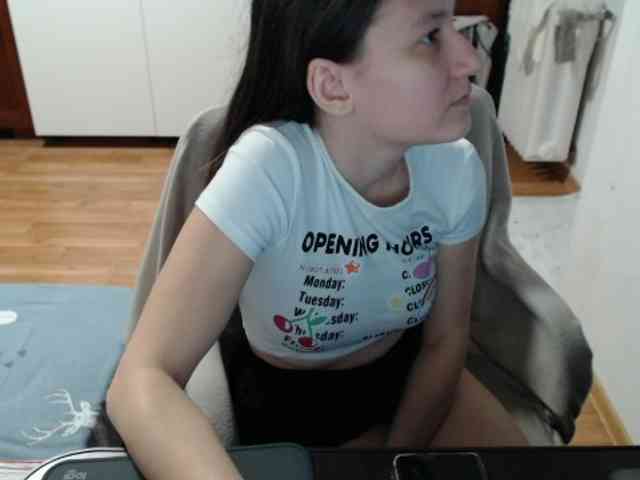 kristineexxx webcam
