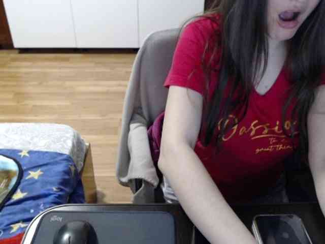 kristineexxx webcam