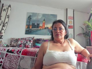 Ana-Mature Porn Show
