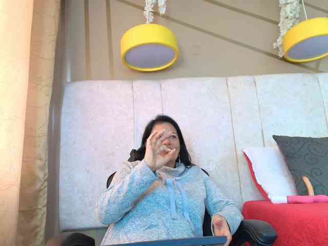 Ana-Mature webcam