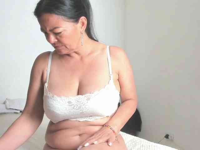 ana-mature ana-mature