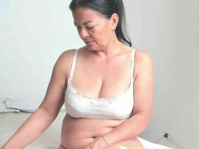 ana-mature ana-mature