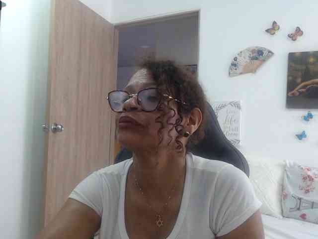 BustyXMilf