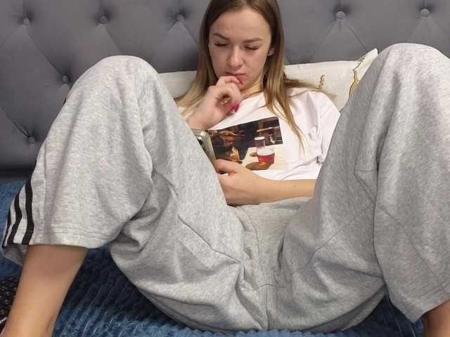 -Sexyhotangel-'s BongaCams show and profile