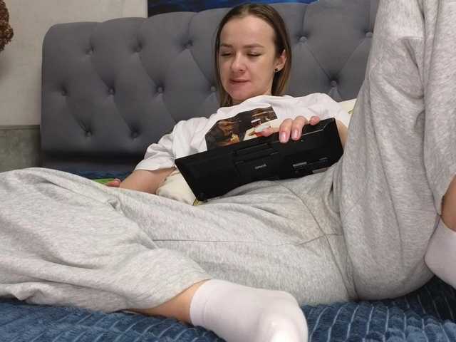 -Sexyhotangel-'s BongaCams show and profile